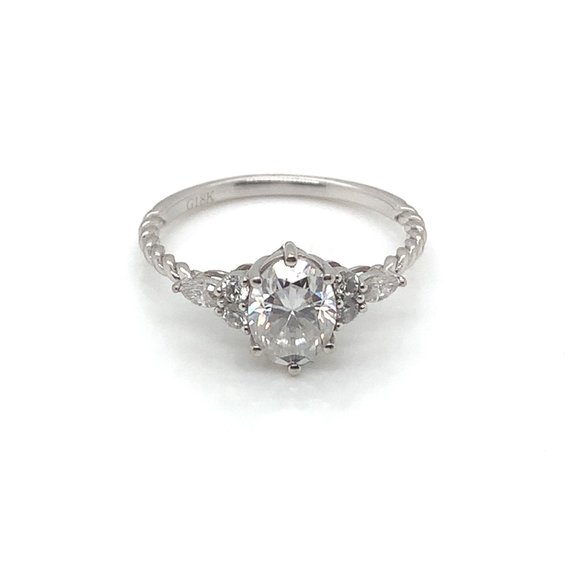 18K White Gold Lab Created Diamond Engagement Ring (1 CT) - Picture 1 of 3
